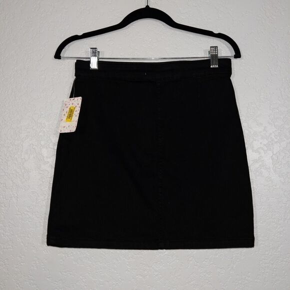 NWT Free People Black Notched Denim Crossover Snap Mini Skirt‎ Size 4 - Picture 5 of 7